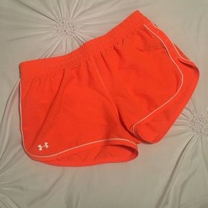 Under armor running shorts - athletic